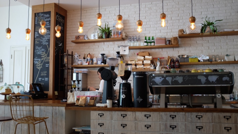 ecommerce-LA TURBIE-min_coffee_shop_light_cafe_coffee_shop-32620